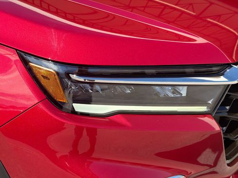 Certified 2024 Honda Pilot Touring image 35