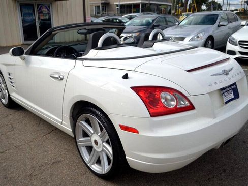 Used 2005 Chrysler Crossfire Limited image 6
