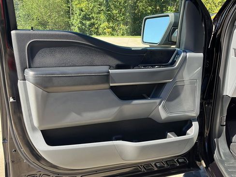 Used 2024 Ford F150 XLT image 11