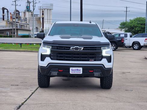 Used 2024 Chevrolet Silverado 1500 LT Trail Boss AWD/4WD image 6