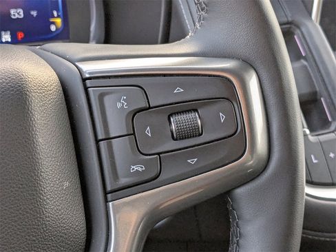 Used 2023 Chevrolet Tahoe Z71 w/ Luxury Package image 26