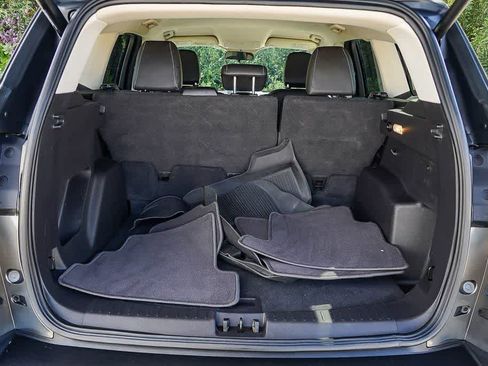 Used 2019 Ford Escape SEL image 28