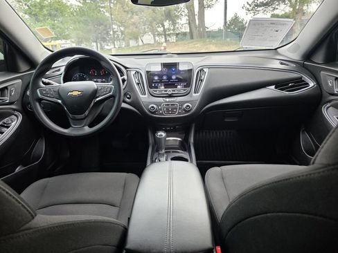 Used 2020 Chevrolet Malibu LT FWD image 23