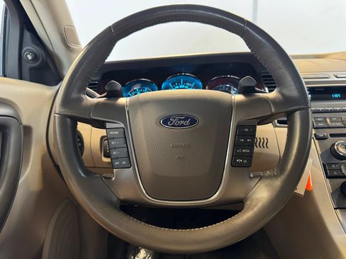 Used 2010 Ford Taurus SEL FWD image 12