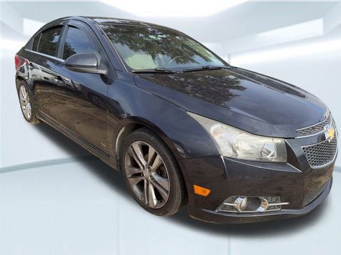 Used 2014 Chevrolet Cruze LTZ w/ RS Package image 5