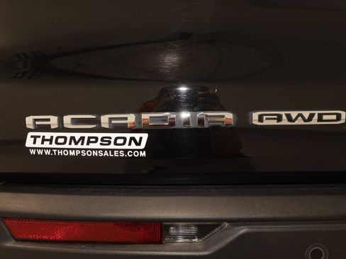 Used 2024 GMC Acadia AT4 w/ Luxury Package AWD/4WD image 35