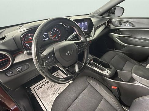 Certified 2024 Chevrolet Trax RS w/ Driver Confidence Package image 34