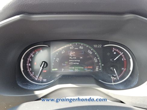 Used 2024 Toyota RAV4 LE FWD image 21