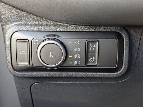 New 2025 Ford Explorer Active w/ Active Comfort Package image 48