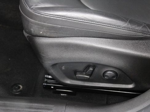 Used 2022 Jeep Renegade Limited AWD/4WD image 24