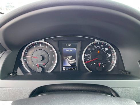 Used 2015 Toyota Camry SE image 15