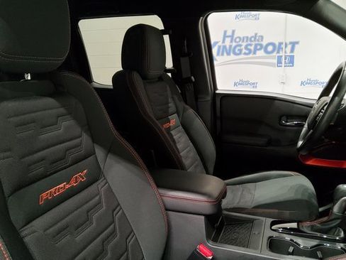 Used 2023 Nissan Frontier PRO-4X w/ Pro Convenience Package image 23