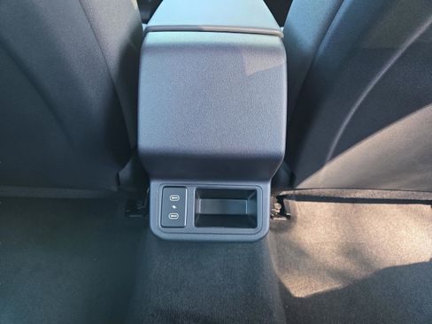 New 2025 Kia K4 LXS image 16