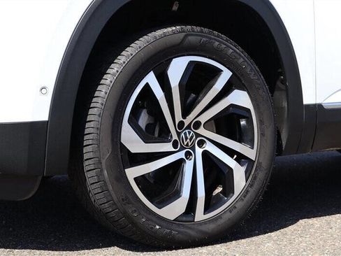 Used 2021 Volkswagen Atlas SEL Premium AWD/4WD image 11