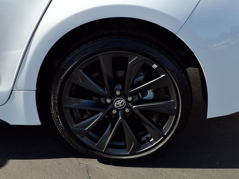 Certified 2024 Toyota Corolla SE w/ SE Premium Package image 4