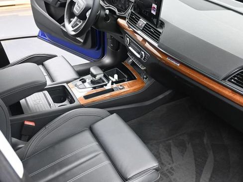 Used 2023 Audi Q5 e Prestige w/ Prestige Package AWD/4WD image 47