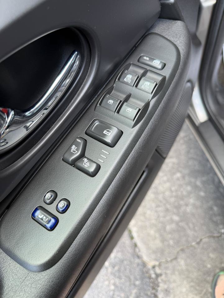Used 2006 GMC Envoy XL 4WD image 18