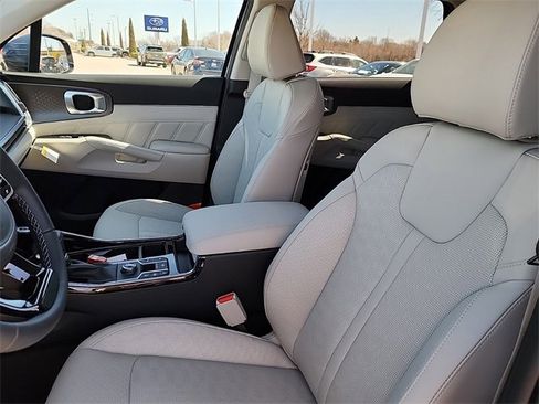 New 2025 Kia Sorento SX image 13