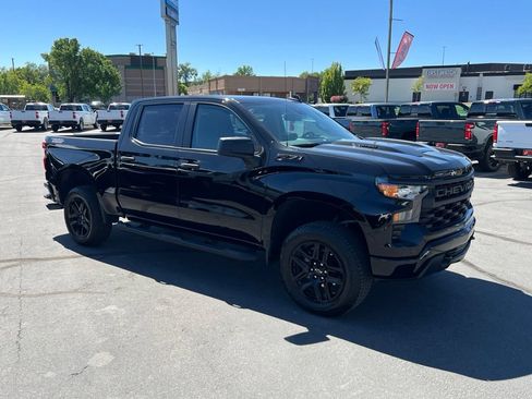 Used 2026 Chevrolet Silverado 1500 Custom Trail Boss w/ Turbomax Blackout Package AWD/4WD image 6