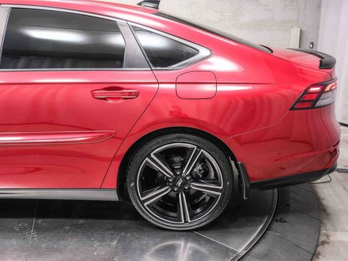 Used 2023 Honda Accord Sport image 8