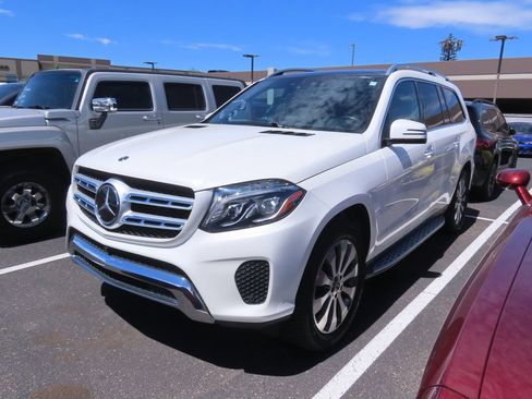 Used 2018 Mercedes-Benz GLS 450 4MATIC image 2