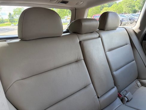 Used 2005 Subaru Outback 3.0R Limited AWD/4WD image 18