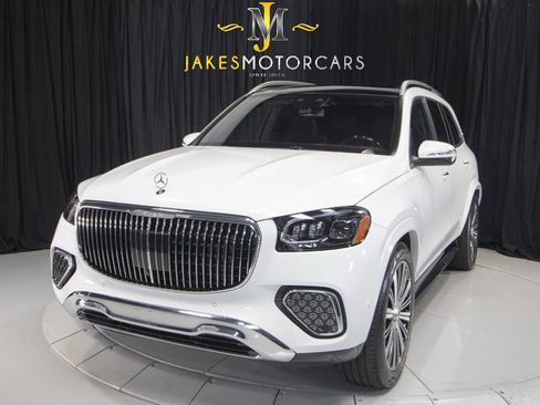 Used 2026 Mercedes-Benz Maybach GLS 600 image 21