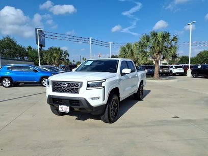 Used 2024 Nissan Frontier SL