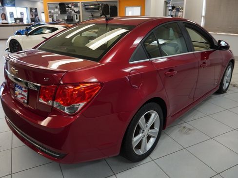 Used 2012 Chevrolet Cruze LT w/ RS Package image 17