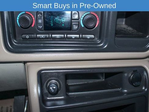 Used 2003 Chevrolet Suburban 2500 LT w/ LT Preferred Equipment Group image 22