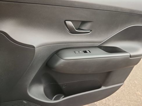 Used 2024 Hyundai Kona SEL AWD/4WD image 14