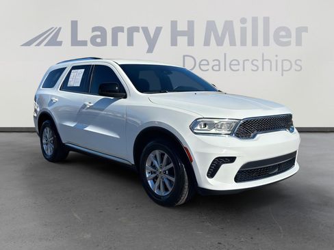 Used 2023 Dodge Durango SXT Launch Edition image 8