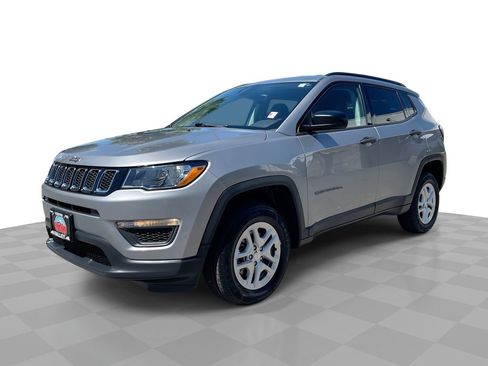 Used 2018 Jeep Compass Sport AWD/4WD image 1
