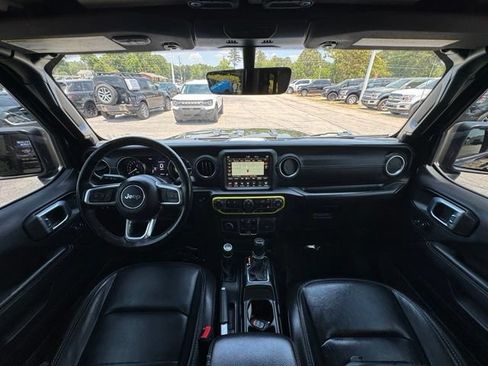 Used 2021 Jeep Wrangler Unlimited Sahara w/ Cold Weather Group AWD/4WD image 18