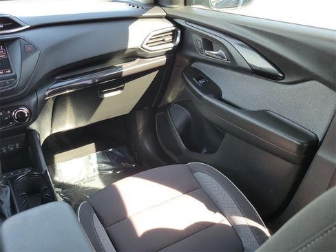 Used 2023 Chevrolet TrailBlazer LT image 13