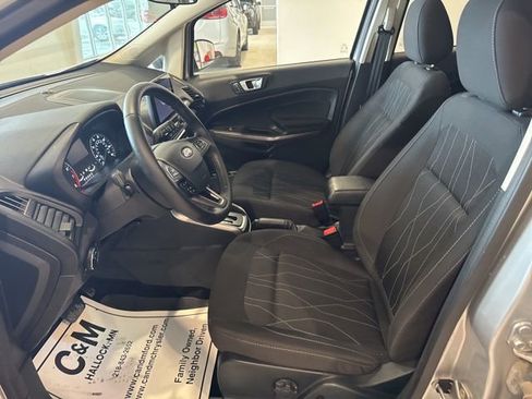 Used 2019 Ford EcoSport SE w/ SE Convenience Package image 5