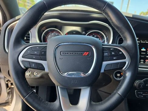 Used 2018 Dodge Charger SXT Plus RWD image 19