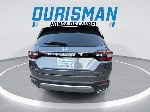 New 2026 Honda Pilot Touring image 7