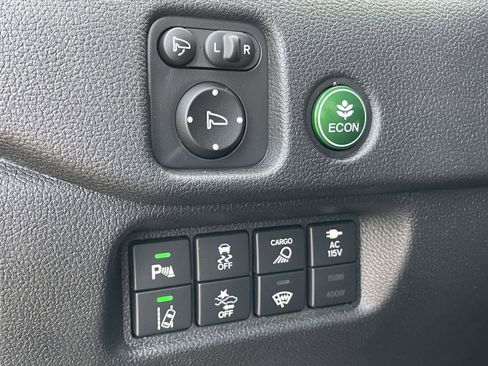 New 2026 Honda Ridgeline Black Edition image 16