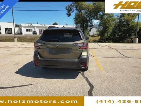 Used 2022 Subaru Outback Premium image 7