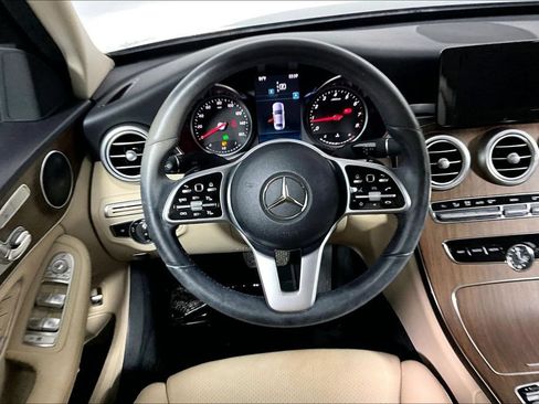 Used 2019 Mercedes-Benz C 300 4MATIC Sedan image 5