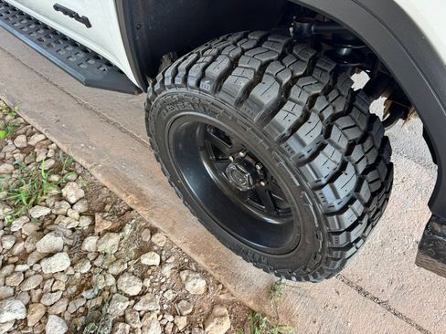Used 2021 GMC Sierra 1500 AT4 AWD/4WD image 31