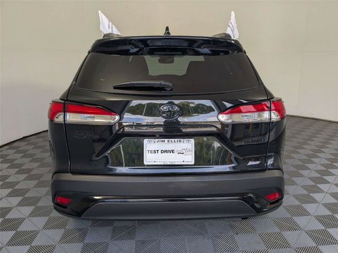 Used 2024 Toyota Corolla Cross AWD Hybrid image 7
