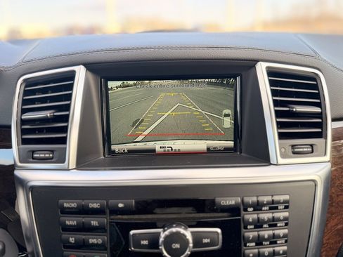 Used 2013 Mercedes-Benz GL 450 4MATIC image 26