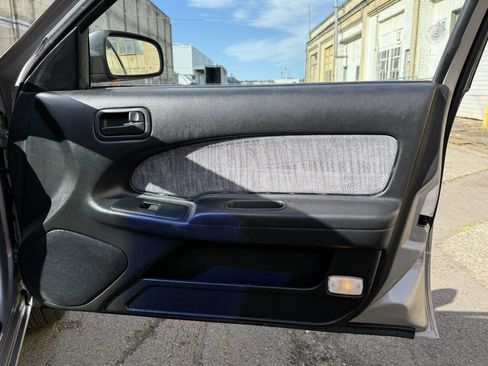 Used 1998 Nissan Maxima GXE FWD image 62