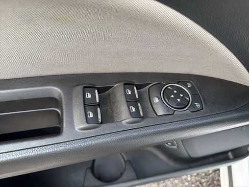 Used 2018 Ford Fusion S image 17