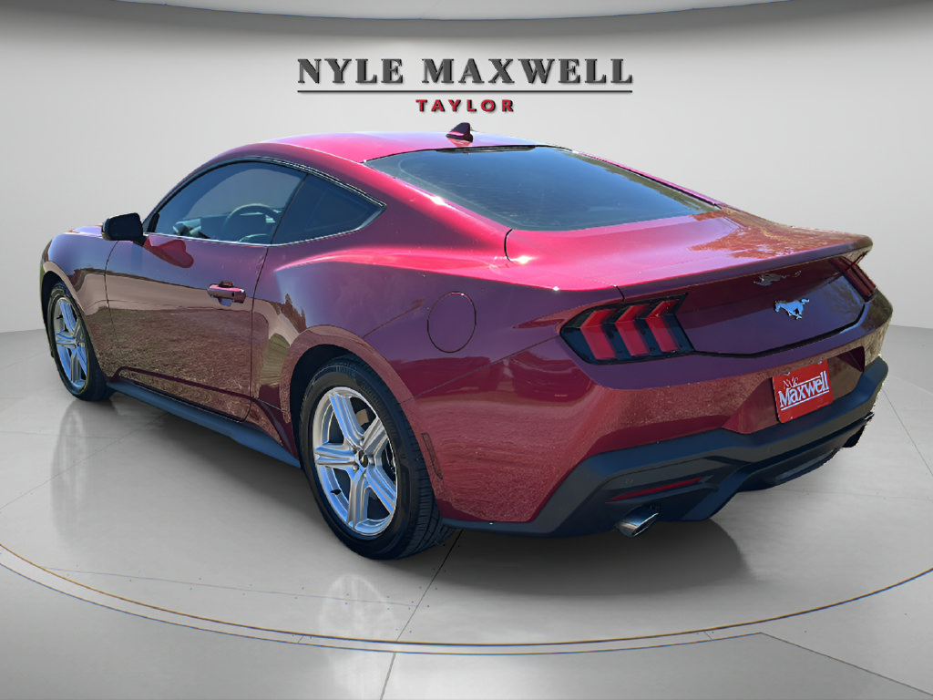 Used 2026 Ford Mustang Coupe RWD image 11