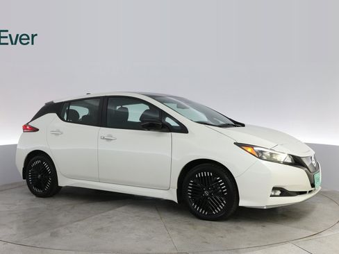 Used 2024 Nissan Leaf SV Plus image 5