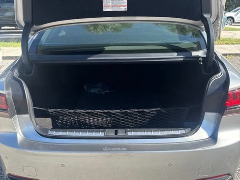 Used 2024 Lexus LS 500 RWD image 7