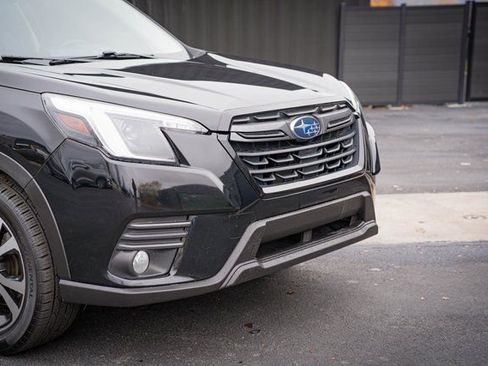 Used 2022 Subaru Forester Limited image 4